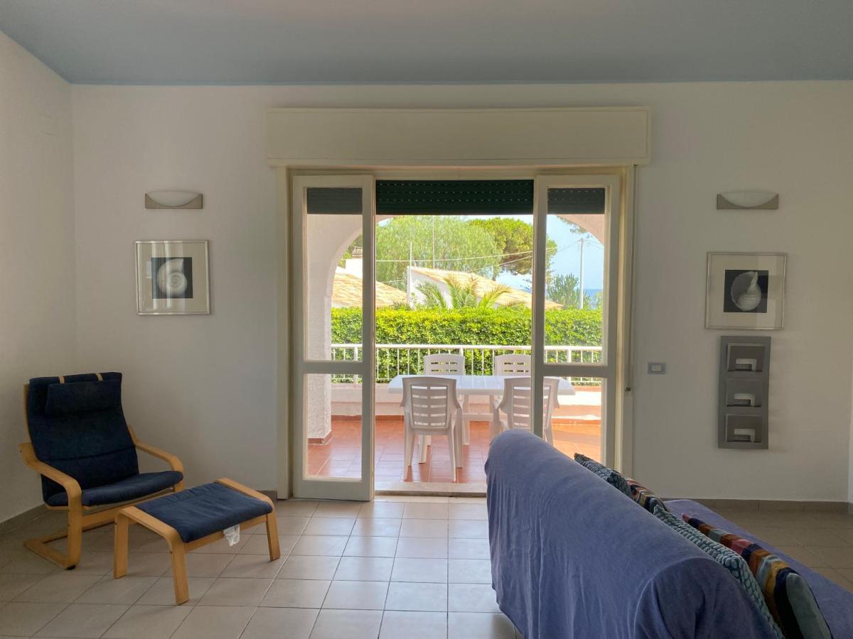Villa Titti Residence La Bussola Fontane Bianche Εξωτερικό φωτογραφία