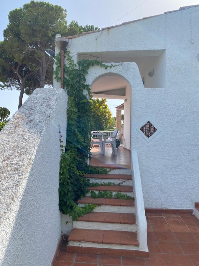 Villa Titti Residence La Bussola Fontane Bianche Εξωτερικό φωτογραφία